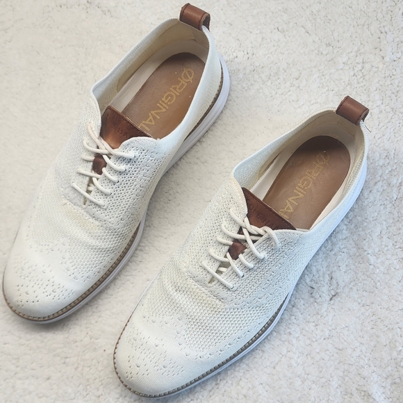 Cole Haan Other - Cole Haan Men's ØriginalGrand Wingtip Oxford Shoe with Size 9.5M